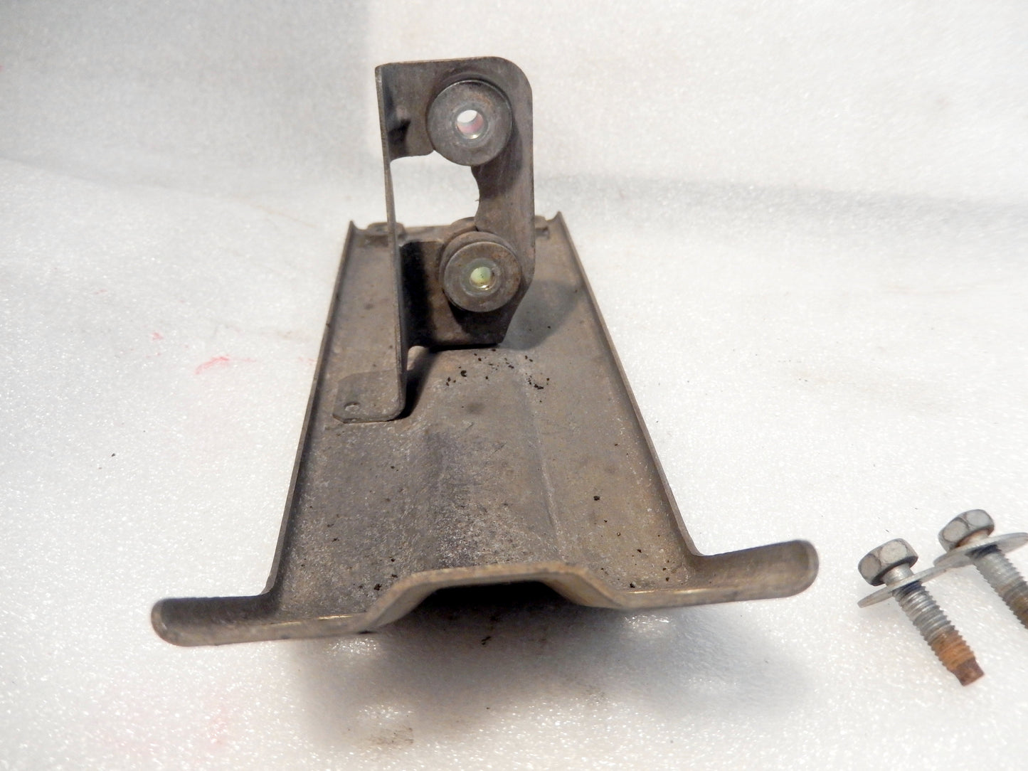 Datsun 280ZX Turbo Vacuum Motor Mounting Bracket