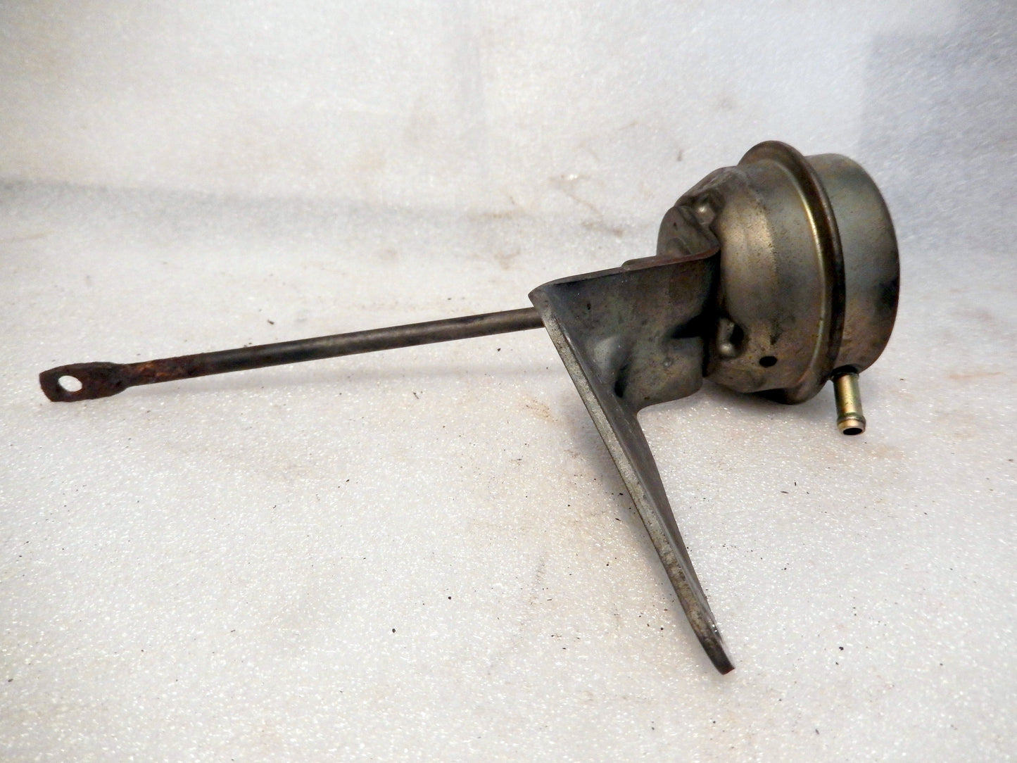 Datsun 280ZX Turbo Vacuum Pod Assembly