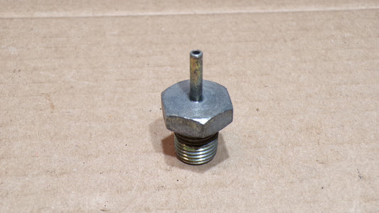 Datsun 280ZX Intake Manifold Small Vacuum Block