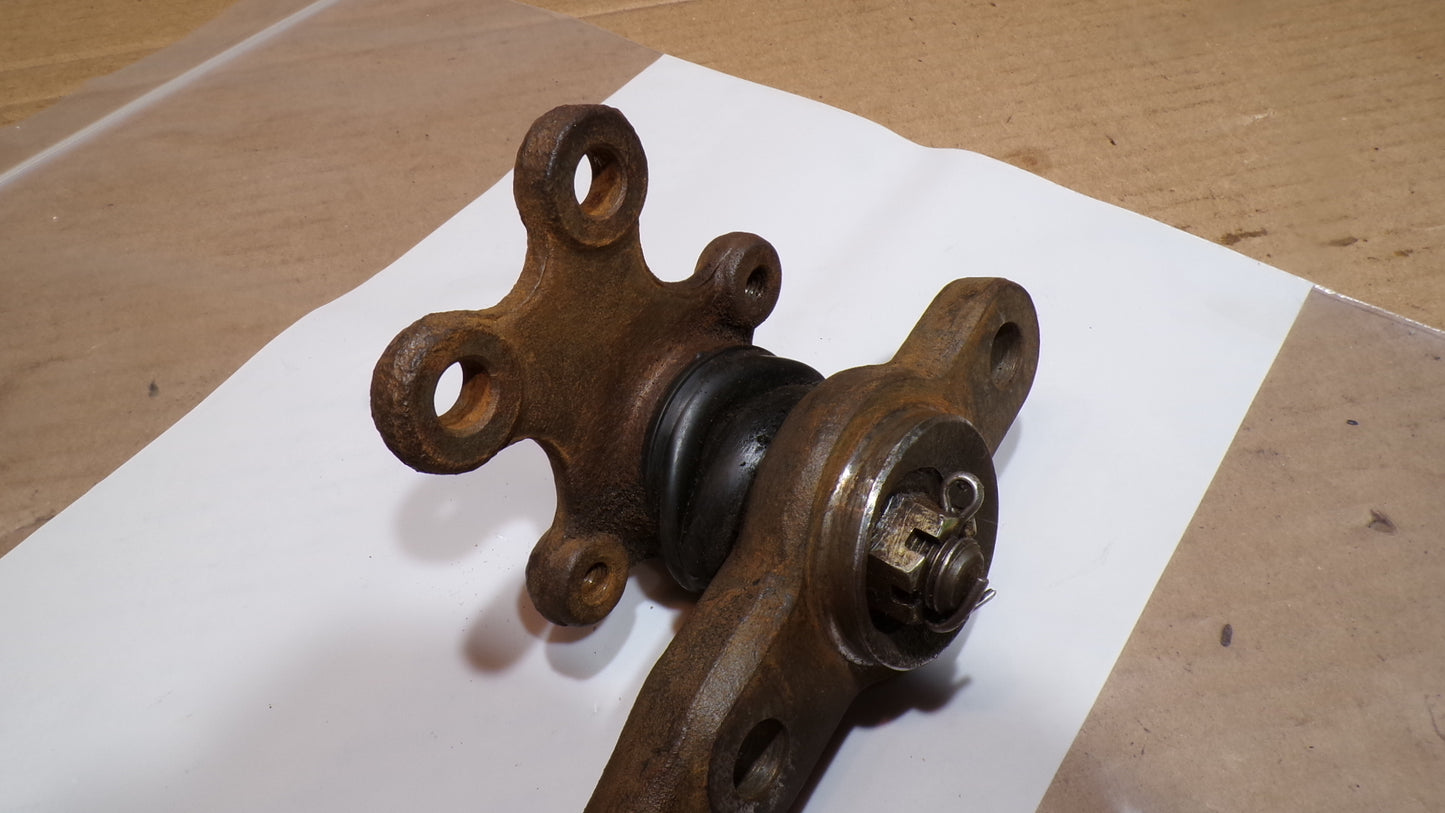 Datsun 240Z Front Drivers Knuckle Ball Joint Assembly