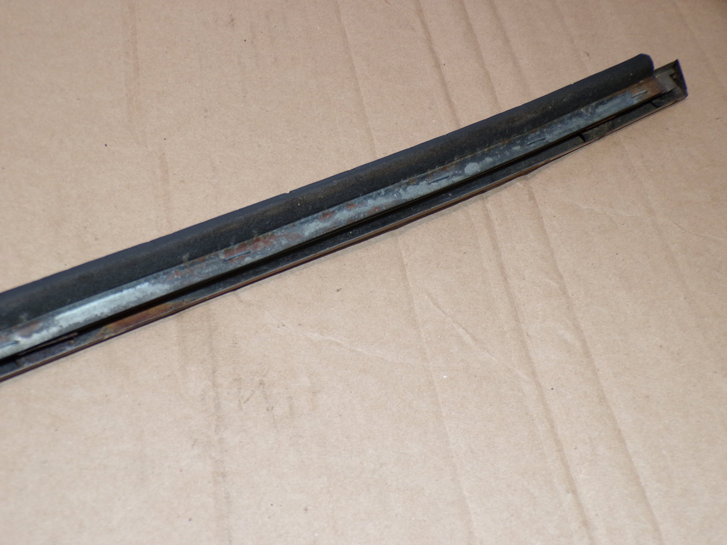 Datsun 240Z Passenger Side Door Window Scraper