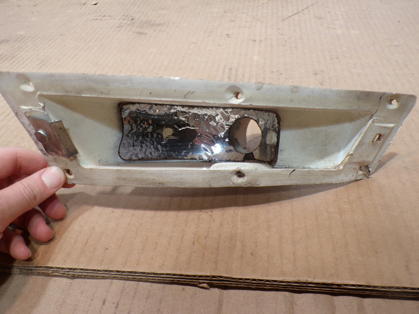 Datsun 240Z Driver Side Front Turn Signal Body