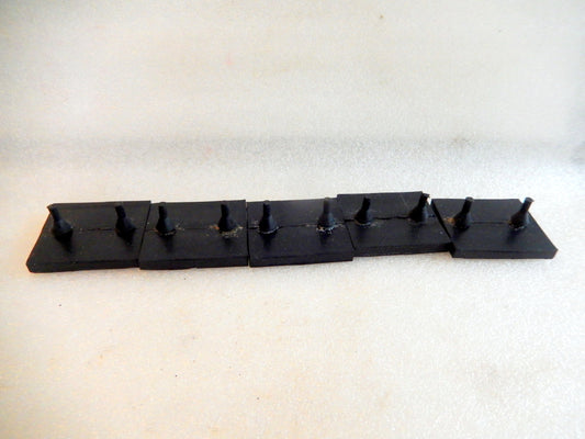 Datsun 280ZX Rear Deck Rubber Pad Blocks