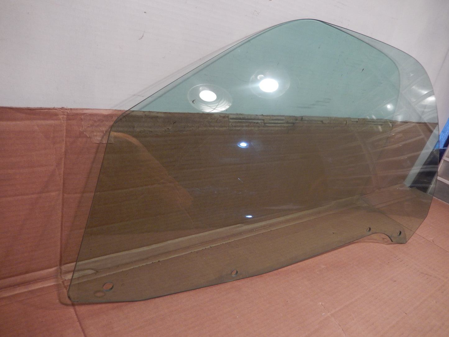 Maserati M138 Spyder Drivers Side Door Glass