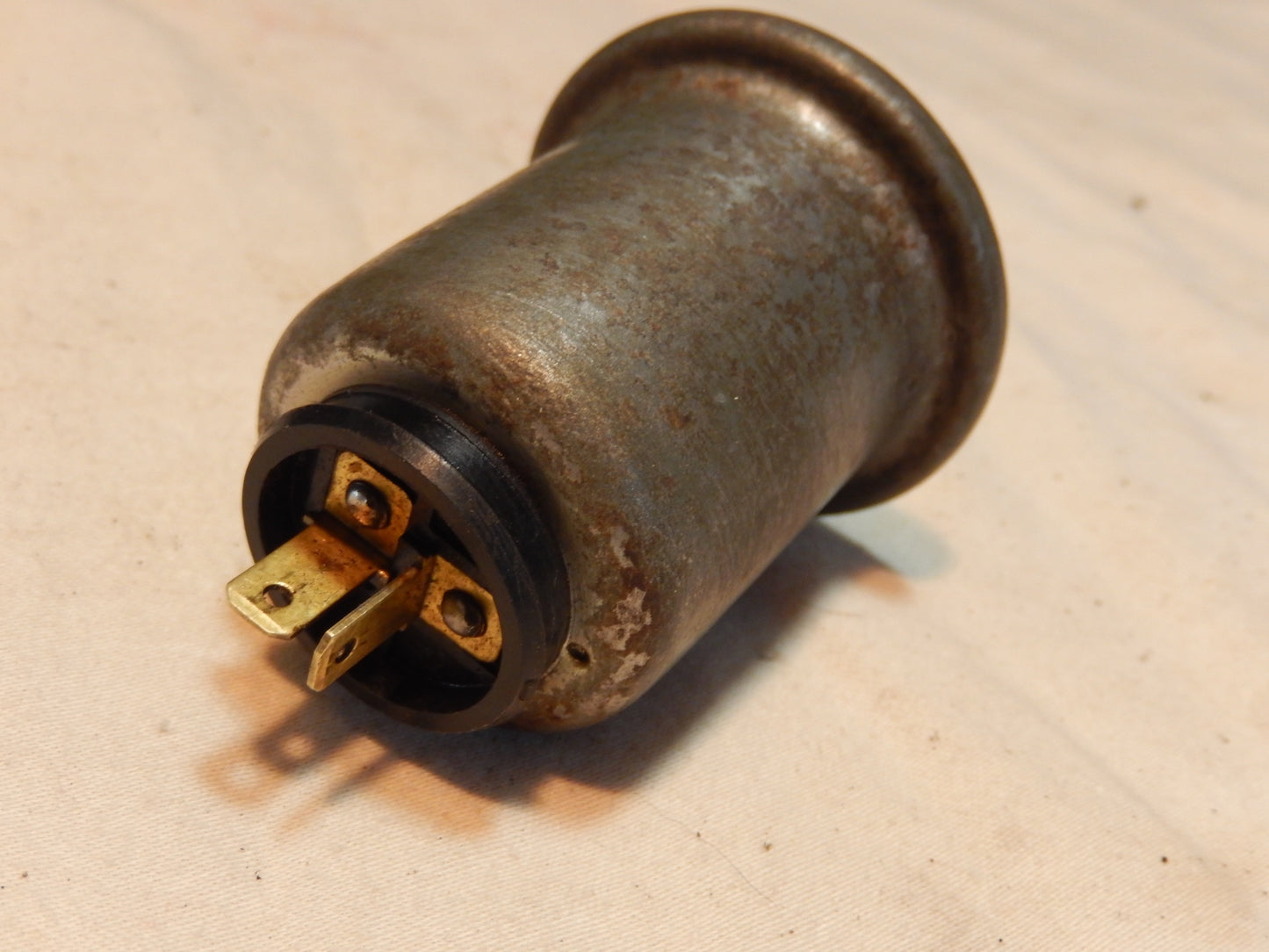 Datsun 280ZX Engine Oil Pressure Sensor