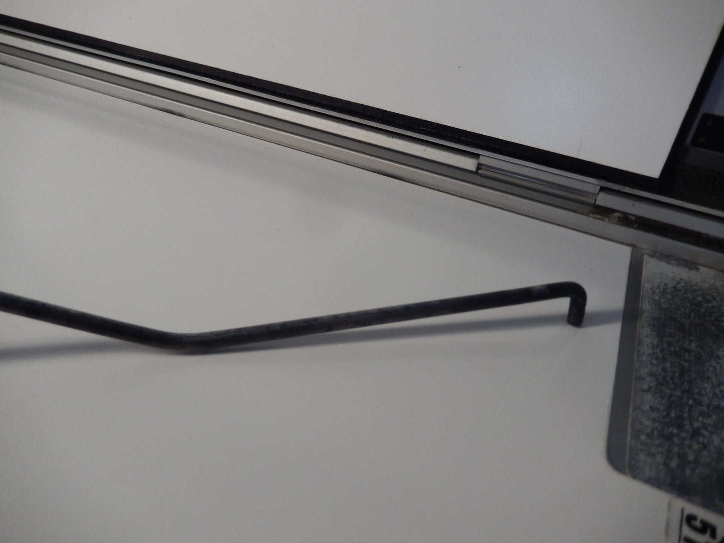 Datsun 280ZX Passenger Interior Door Handle Lock Lever Rod