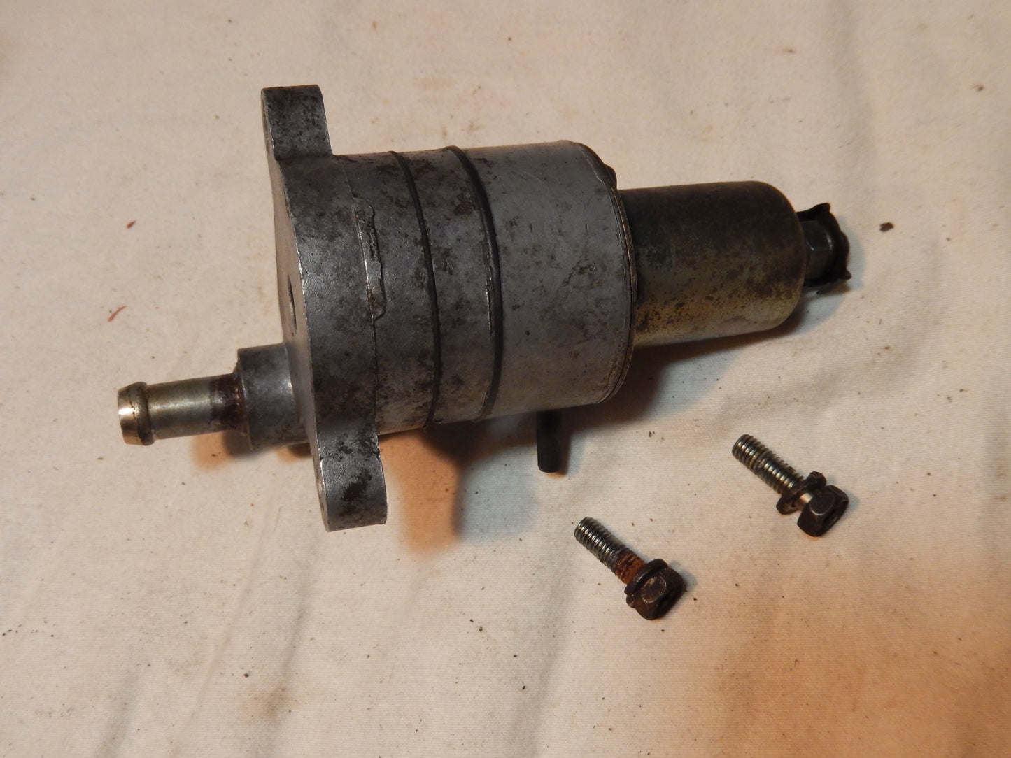 Datsun 280ZX Engine Vacuum Motor Assembly