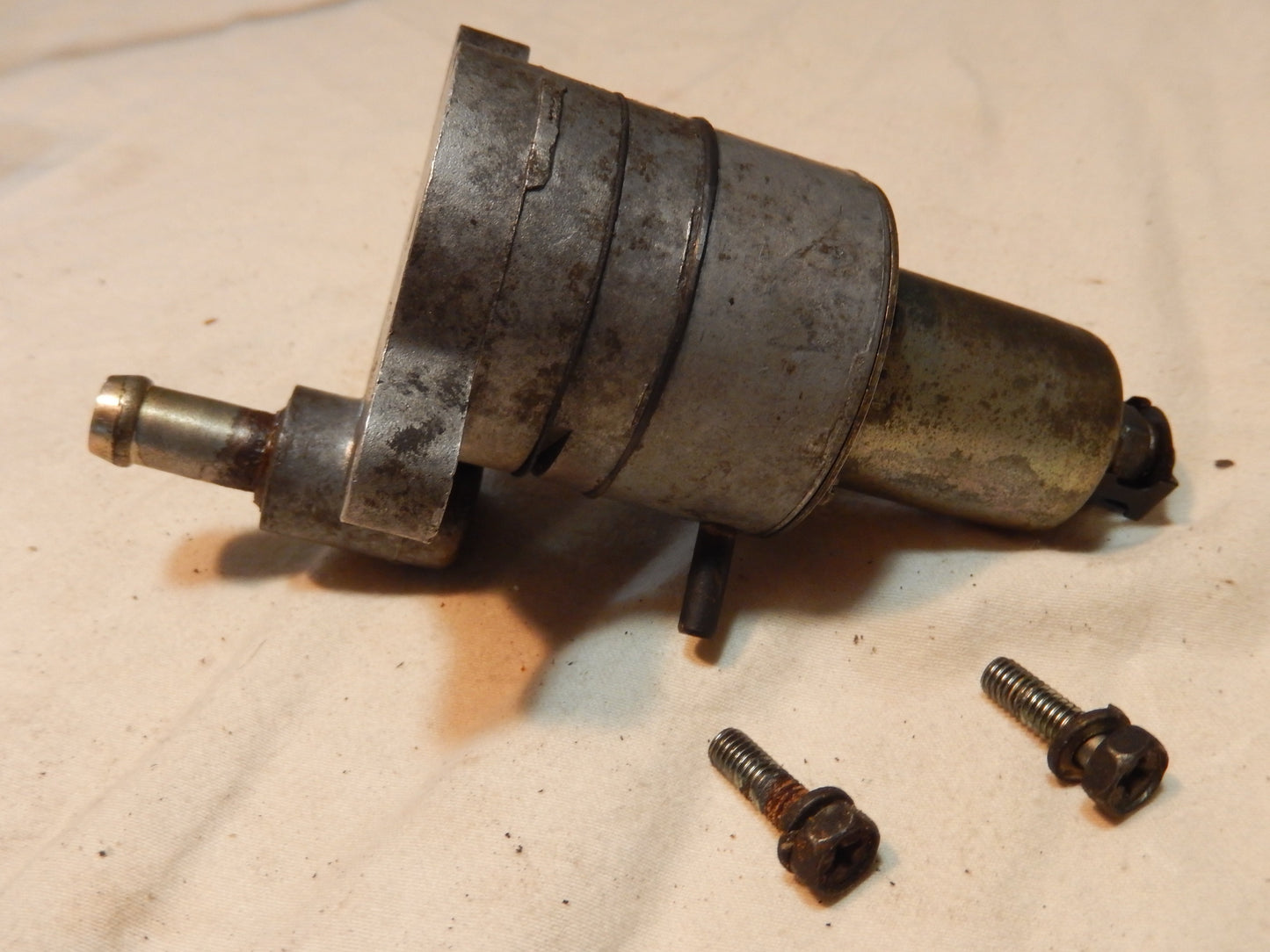 Datsun 280ZX Engine Vacuum Motor Assembly