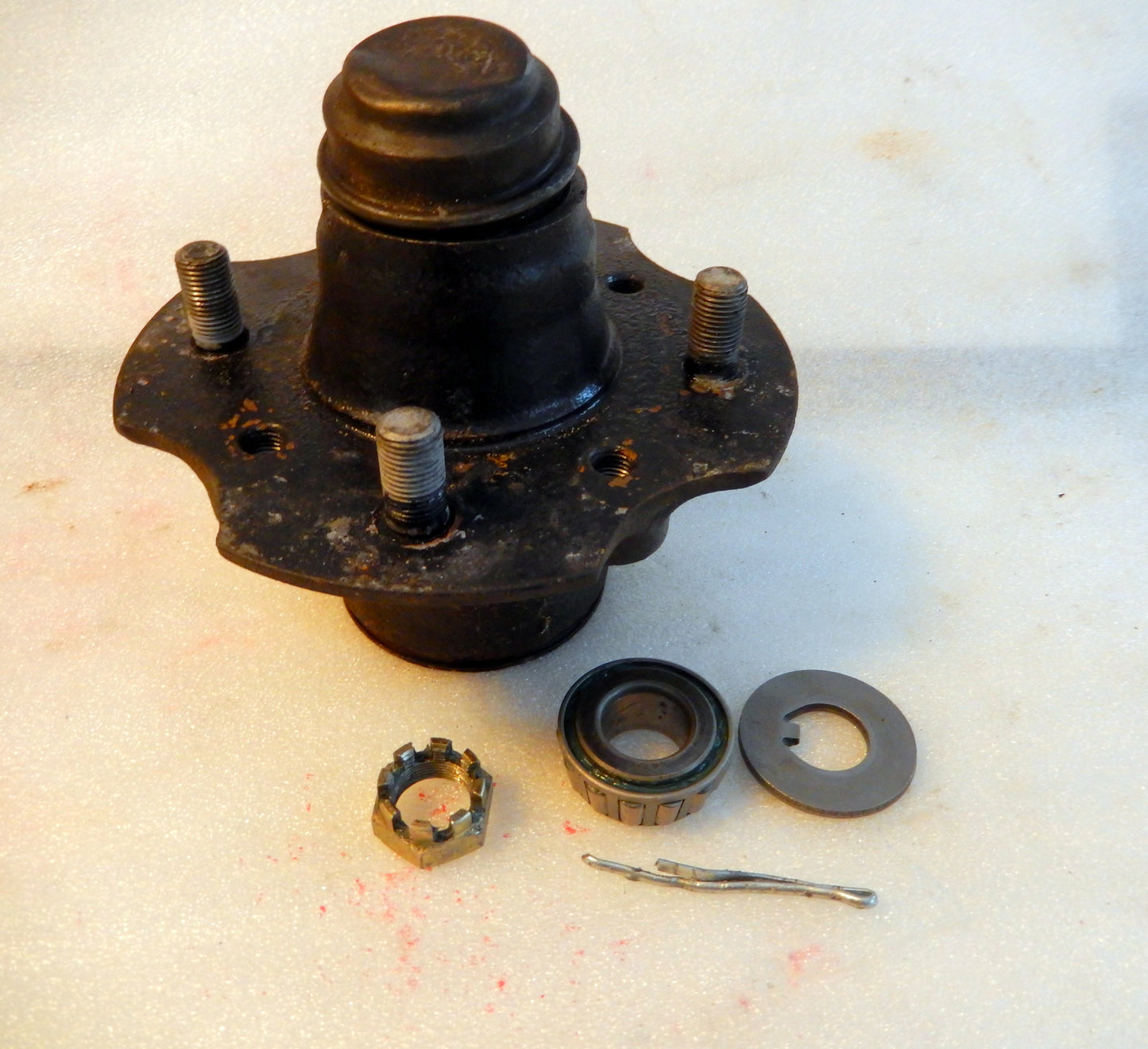 Datsun 240Z Front Passenger Side Hub Assembly