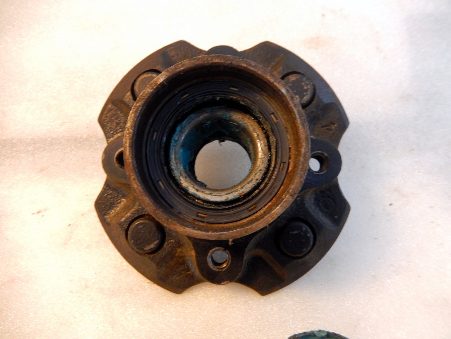 Datsun 240Z Front Passenger Side Hub Assembly