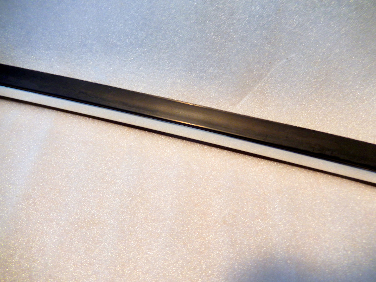 Maserati Quattroporte Front Passenger Door Exterior Window Scraper