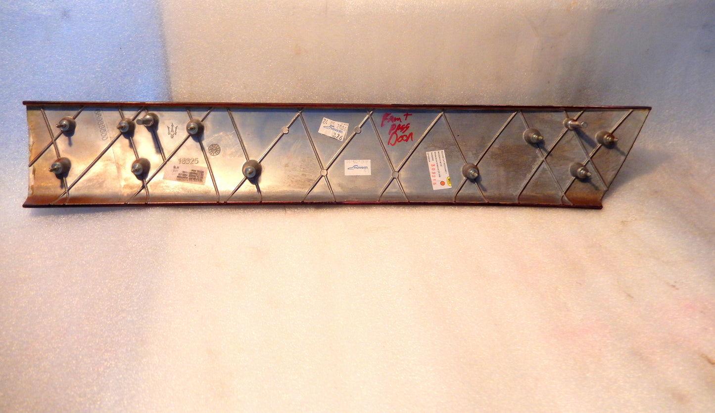 Maserati Quattroporte Front Passenger Door Panel Wood Trim