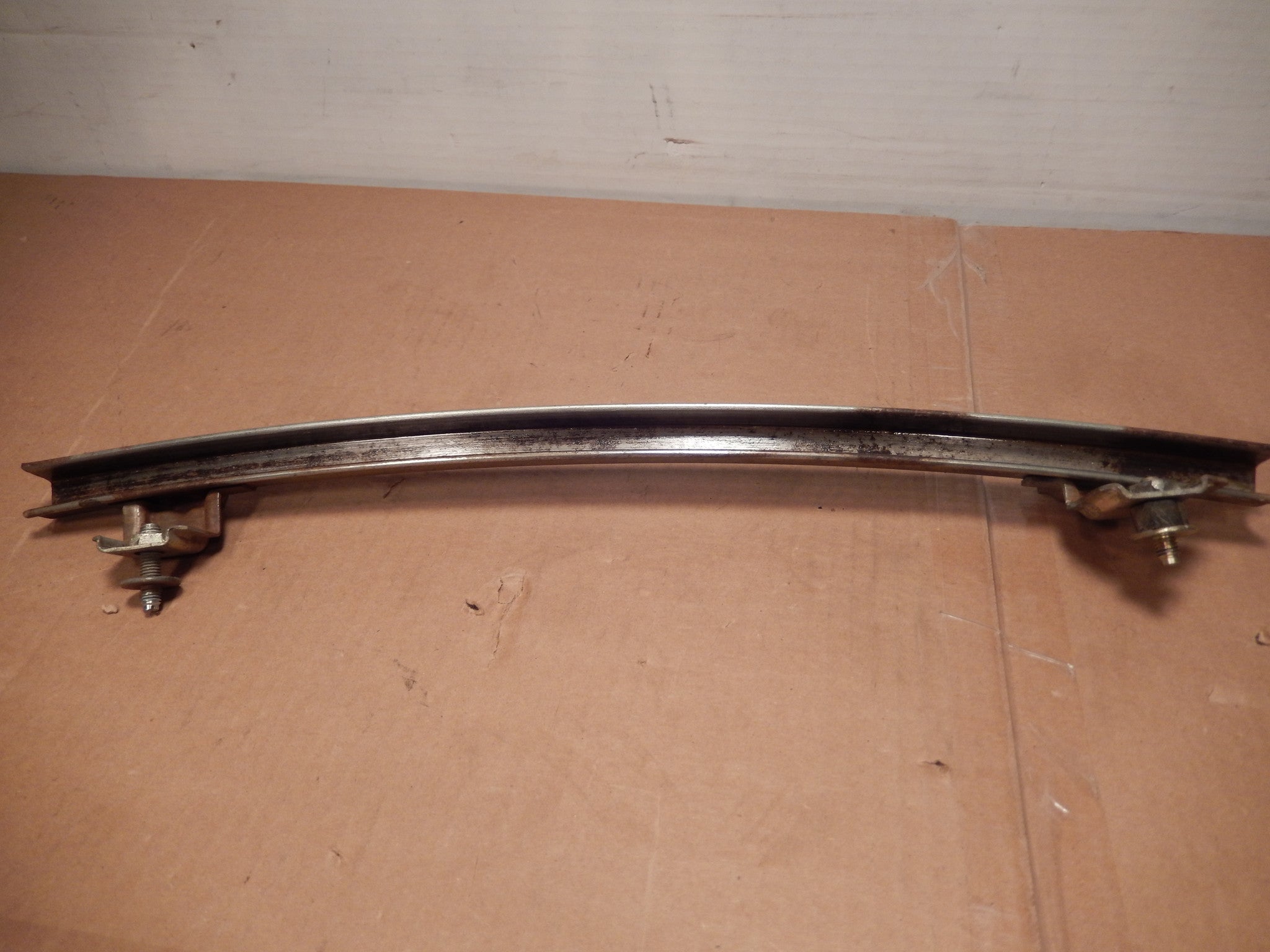 Datsun 280ZX Rear Passengers Door Window Slide Rail – Joeyz Datsun