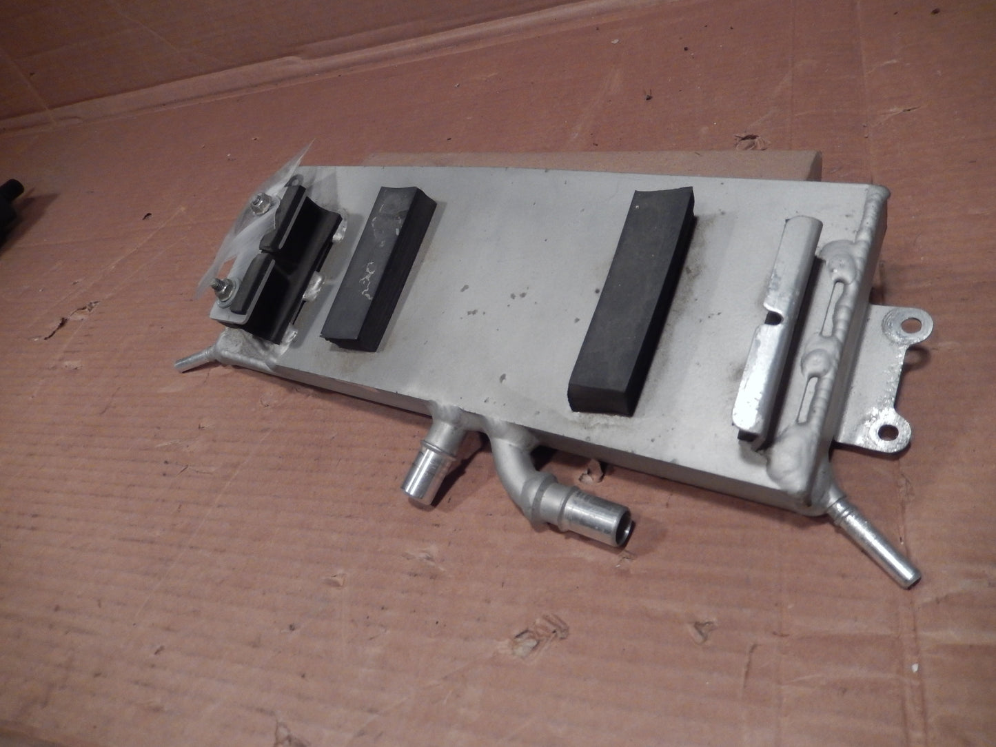 Maserati 138 Spyder 02 - 05 Fuel Tank Disareator