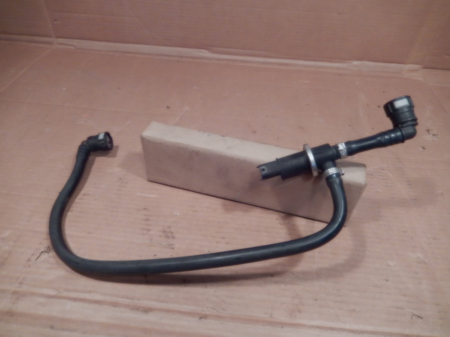 Maserati 138 Spyder 02 - 05 Fuel Tank Preform Check Valve Vent Hose