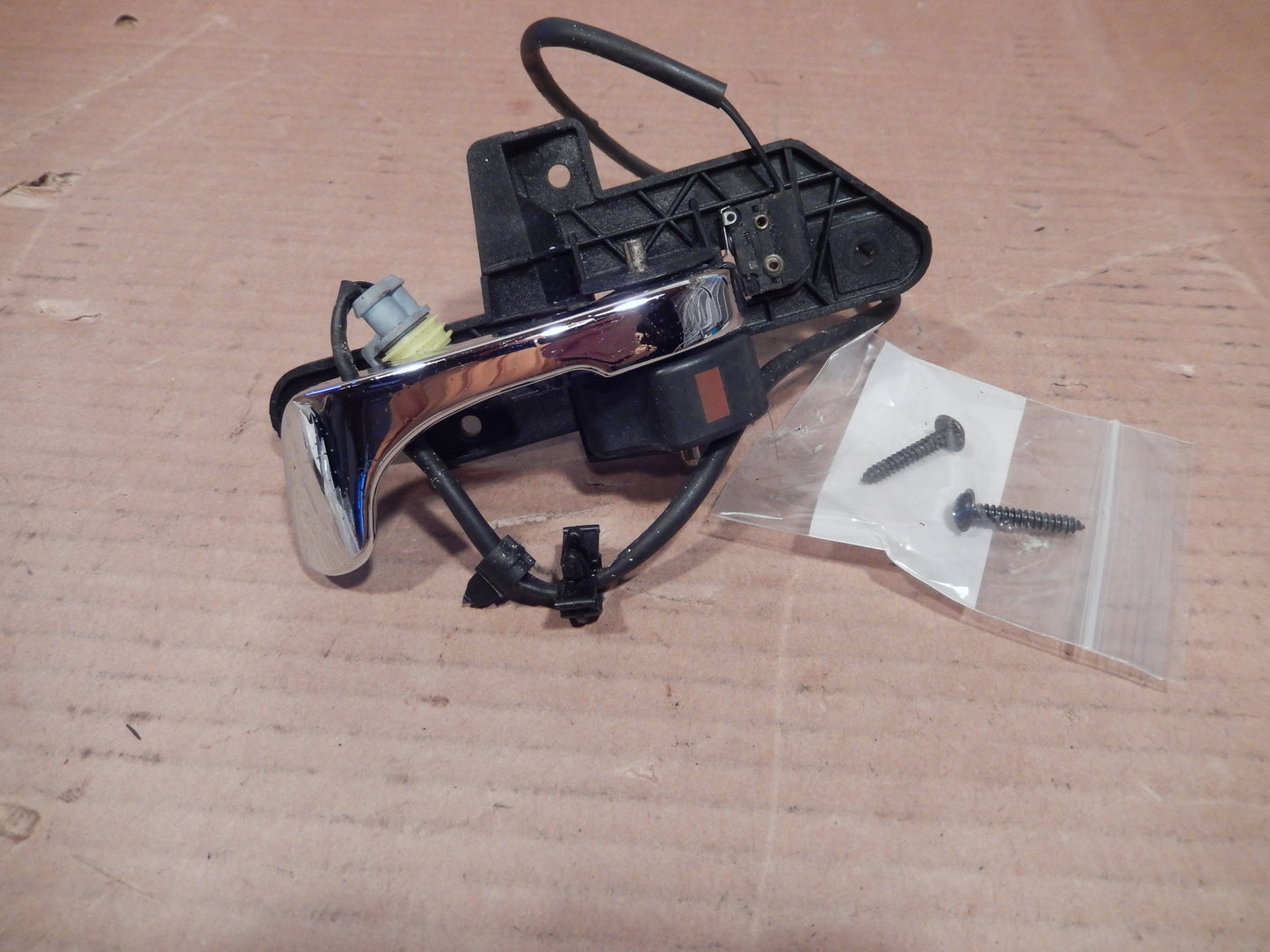 Maserati M138 Drivers Interior Door Latch Handle