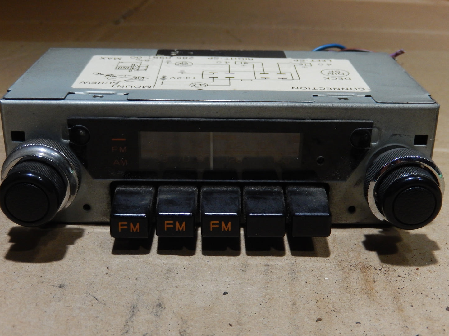 Datsun 240Z Radio RP - 454D