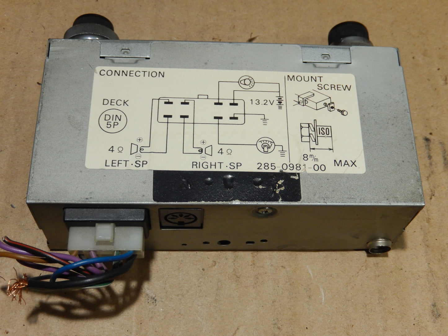Datsun 240Z Radio RP - 454D