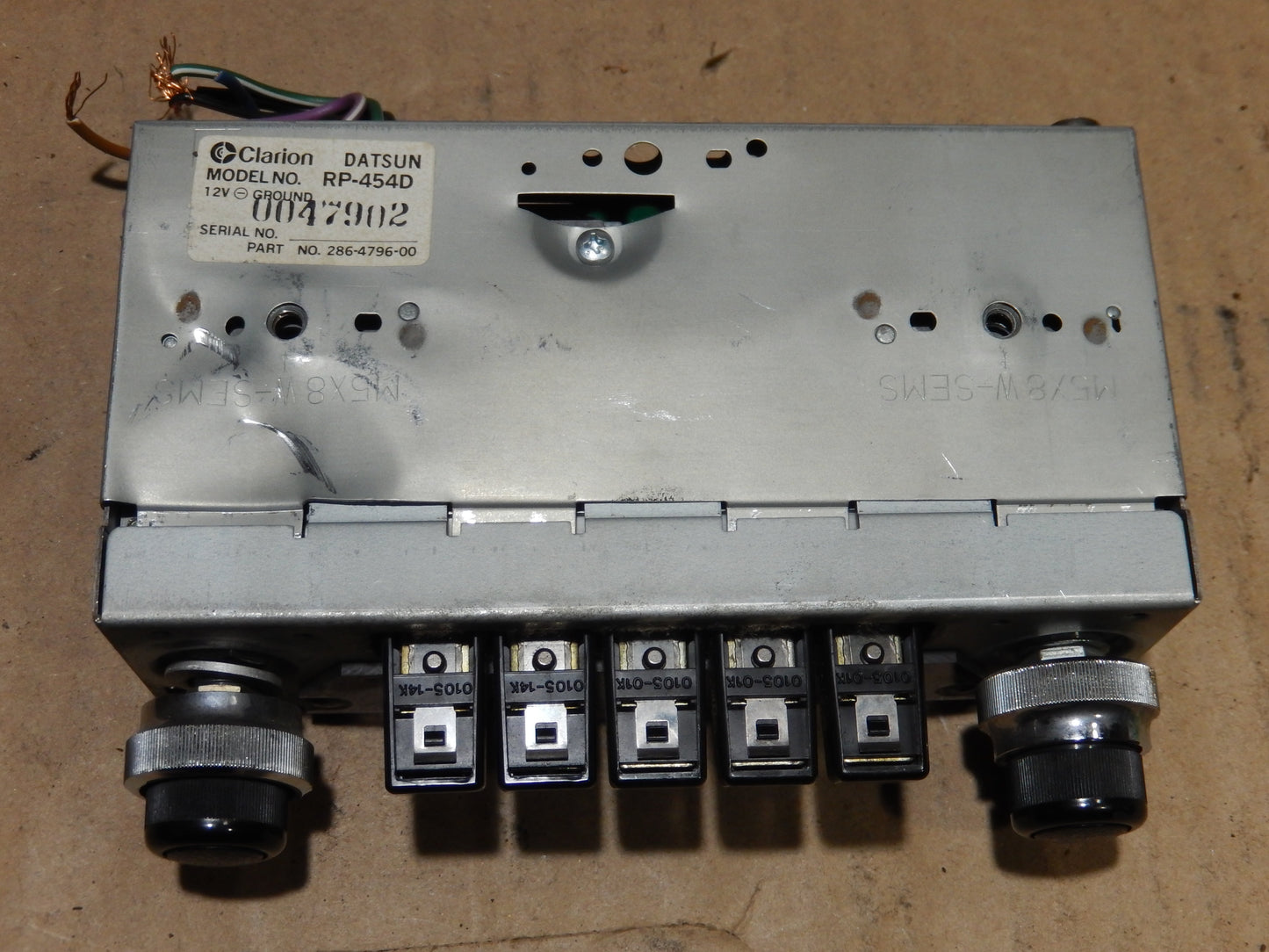 Datsun 240Z Radio RP - 454D