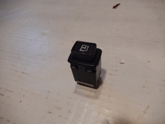 Maserati Quattroporte Three Console Gas Door Release Switch