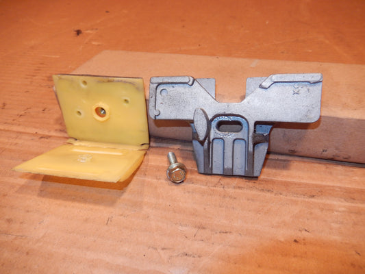 Maserati M138 Drivers Door Rear Regulator Glass Clamp