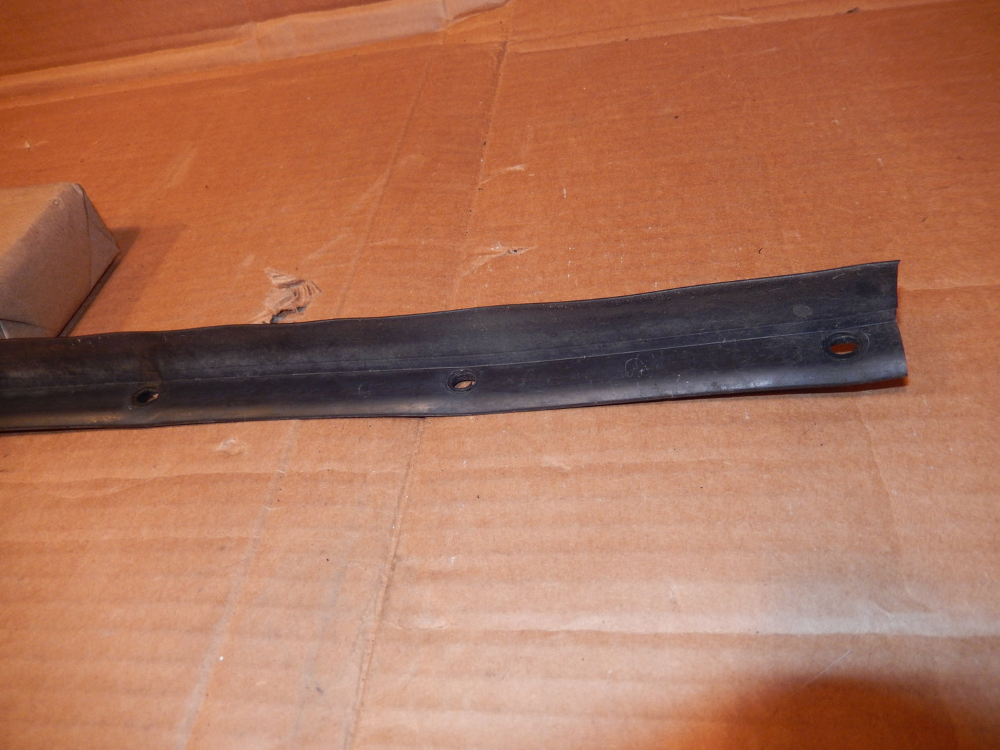 Maserati M138 Passengers Door Lower Edge Weather Seal