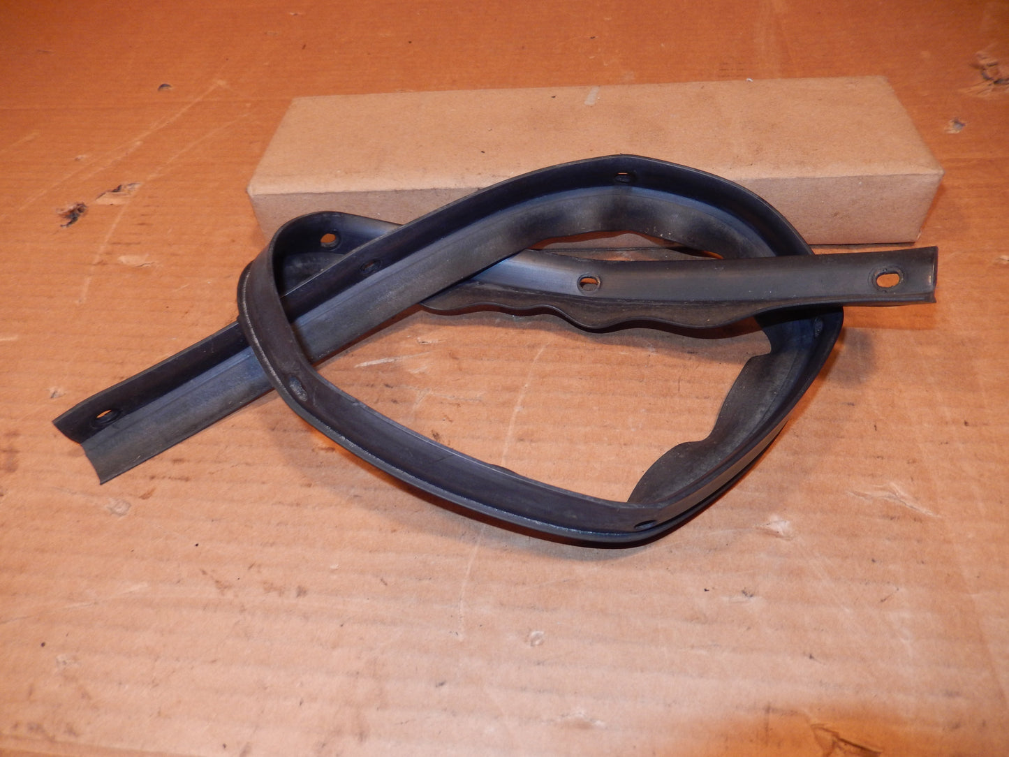 Maserati M138 Passengers Door Lower Edge Weather Seal