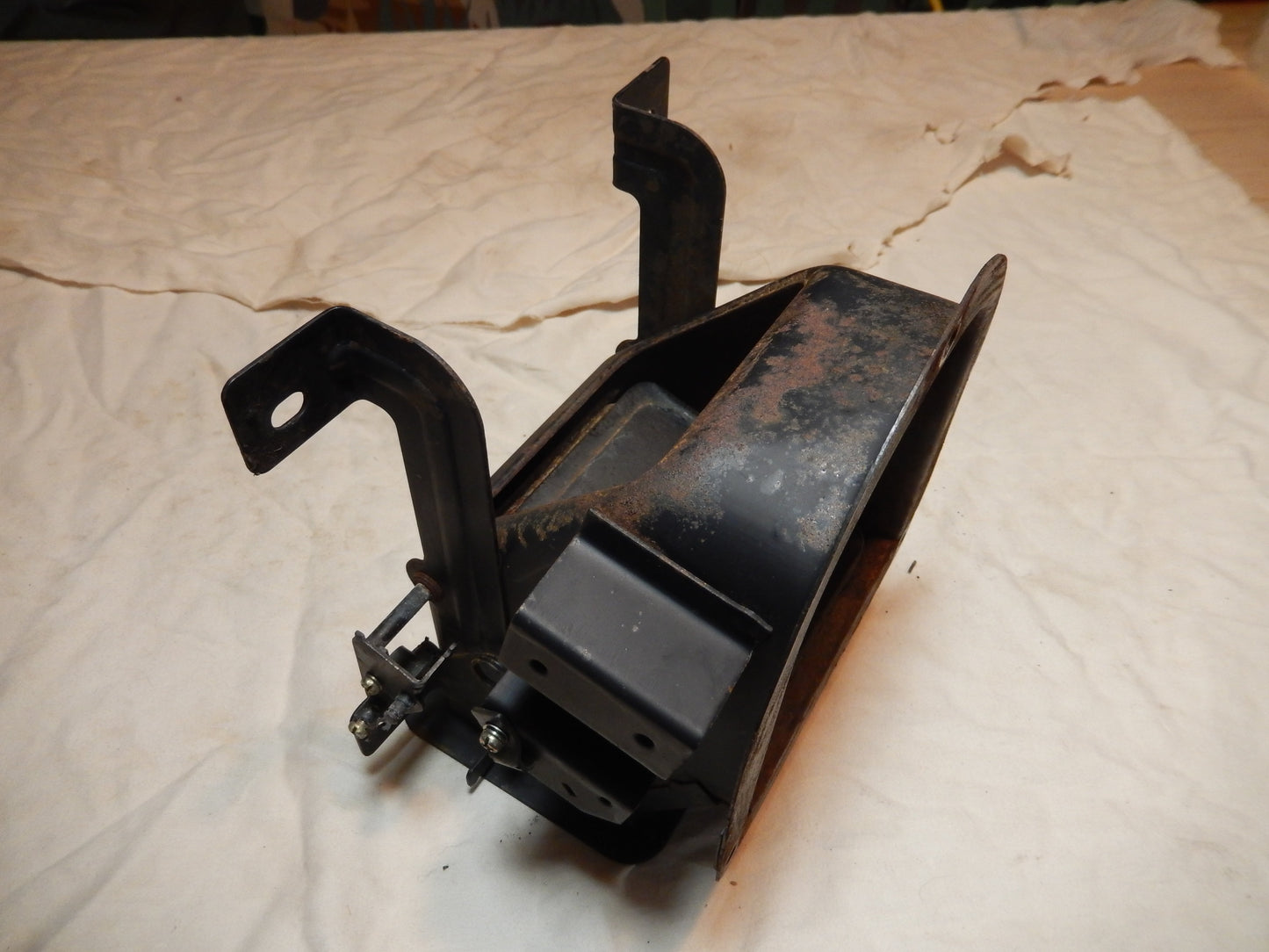 Datsun 240Z Series One Main Blower Box Flap-Door Conveyor