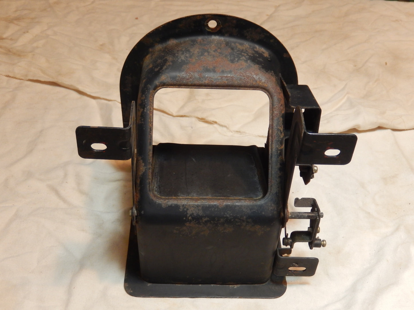 Datsun 240Z Series One Main Blower Box Flap-Door Conveyor