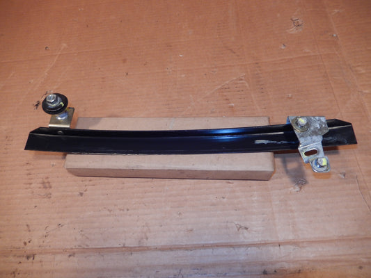 Maserati M138 Passengers Door Front Glass Rail