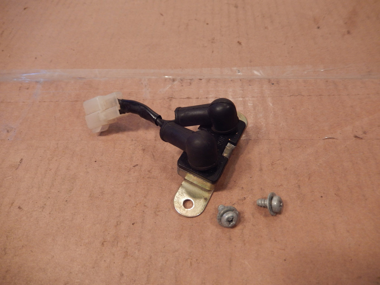 Datsun 280ZX Fan Motor Starter Block