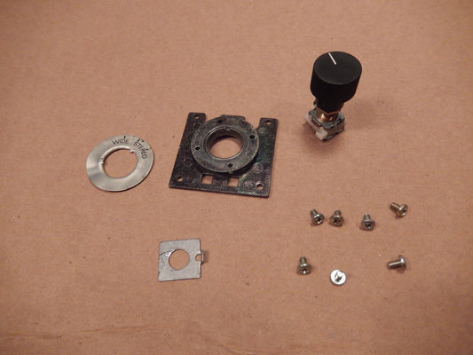 Datsun 280ZX Sound System Balance Switch Assembly