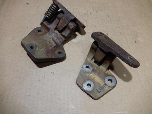 Datsun 280Z 2 + 2  Passengers Door Hinge Set
