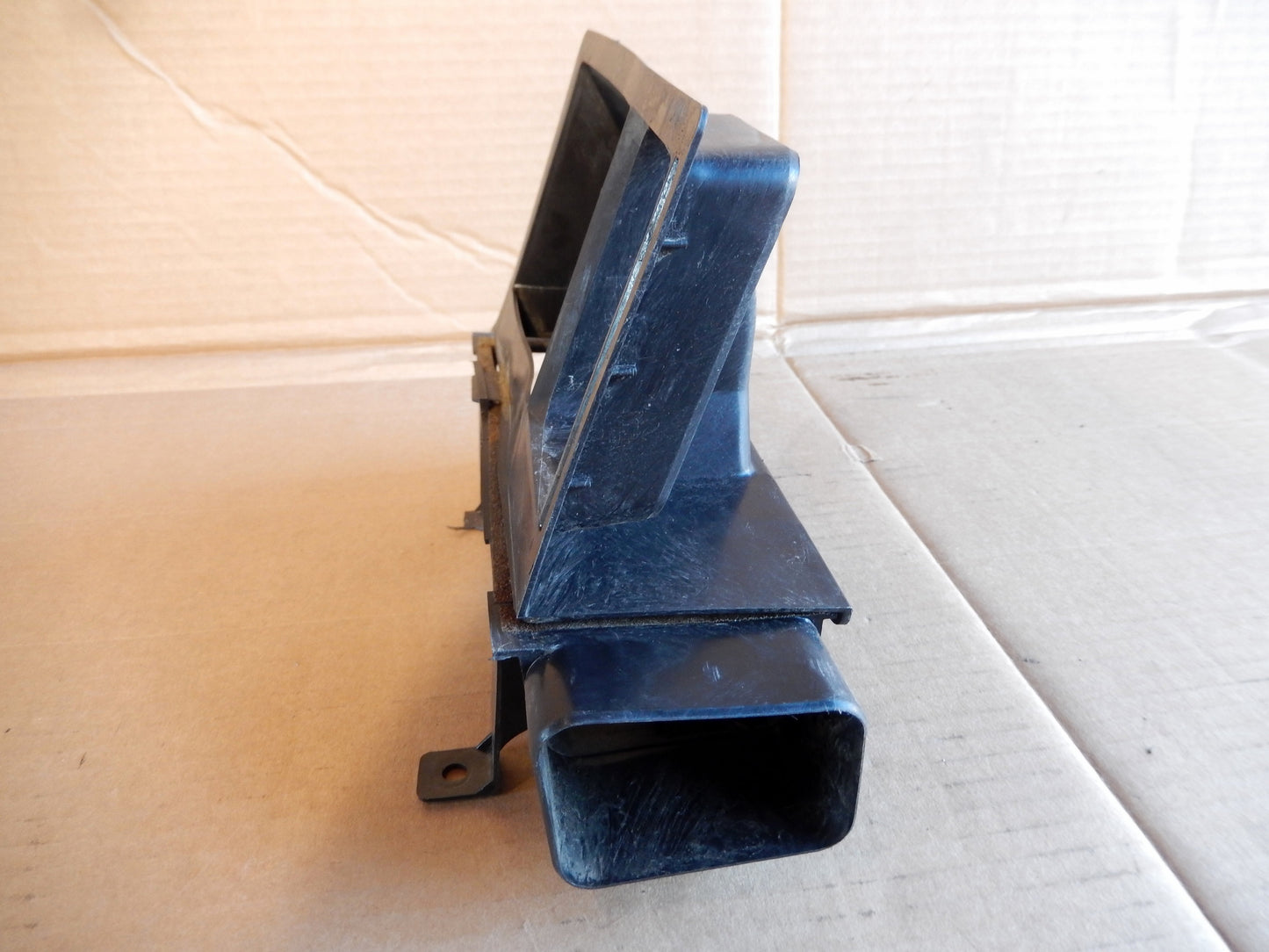 Datsun 280ZX Central Air Duct