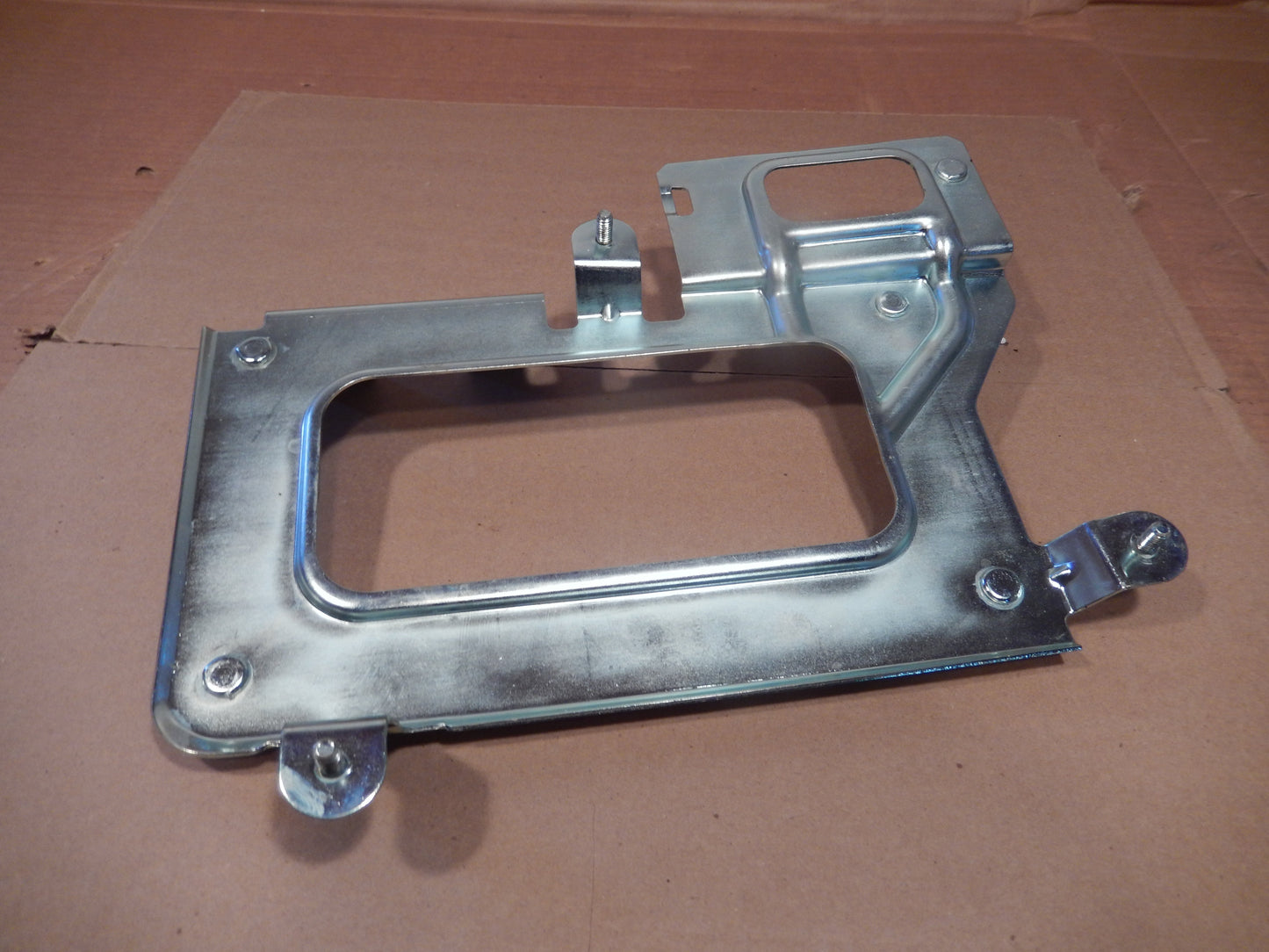 Maserati Quattroporte M139 Bose Amplifier Mount Bracket