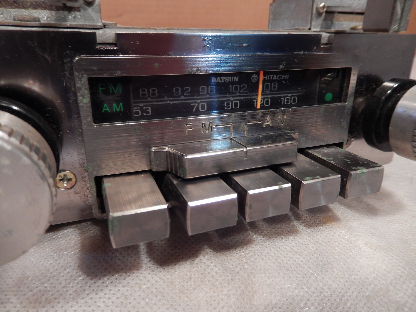 Datsun 280ZX Original Hitachi Radio SKU # 44