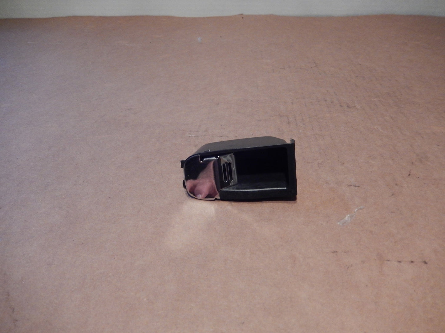 Maserati Quattroporte M-139 , Cambrio and Spyder Console Ashtray Insert