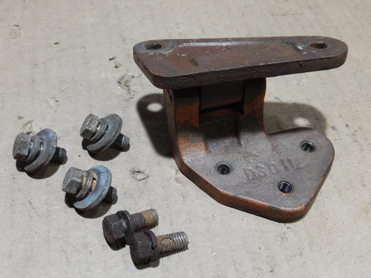Datsun 240Z Upper Drivers Side Door Hinge and Bolt Set