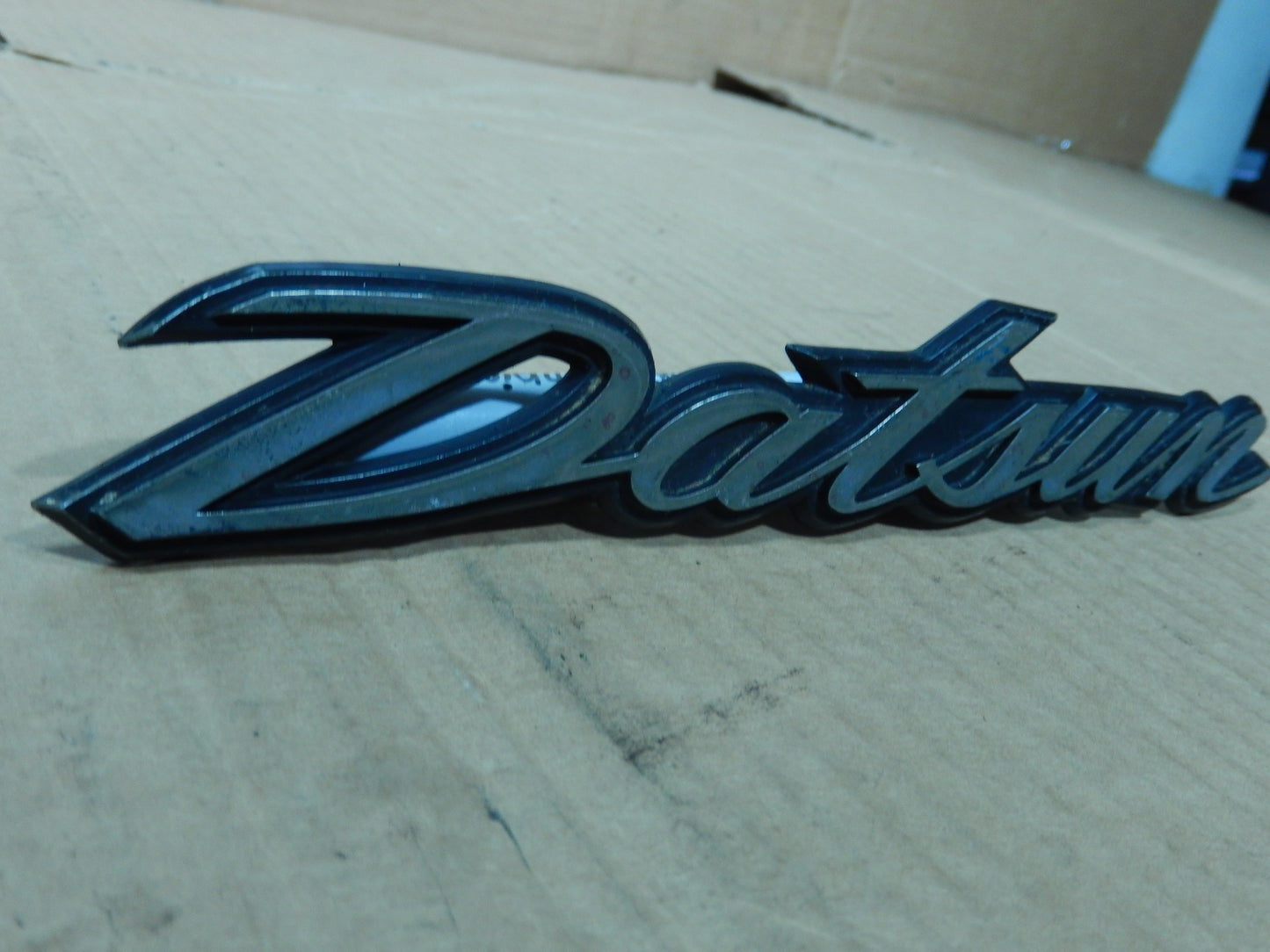 Datsun 240Z Rear Hatch Script