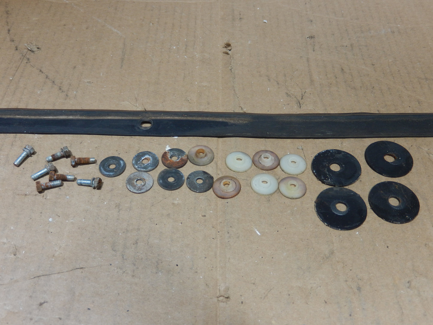 Datsun 240Z Passenger Door Glass Clamp Kit Complete