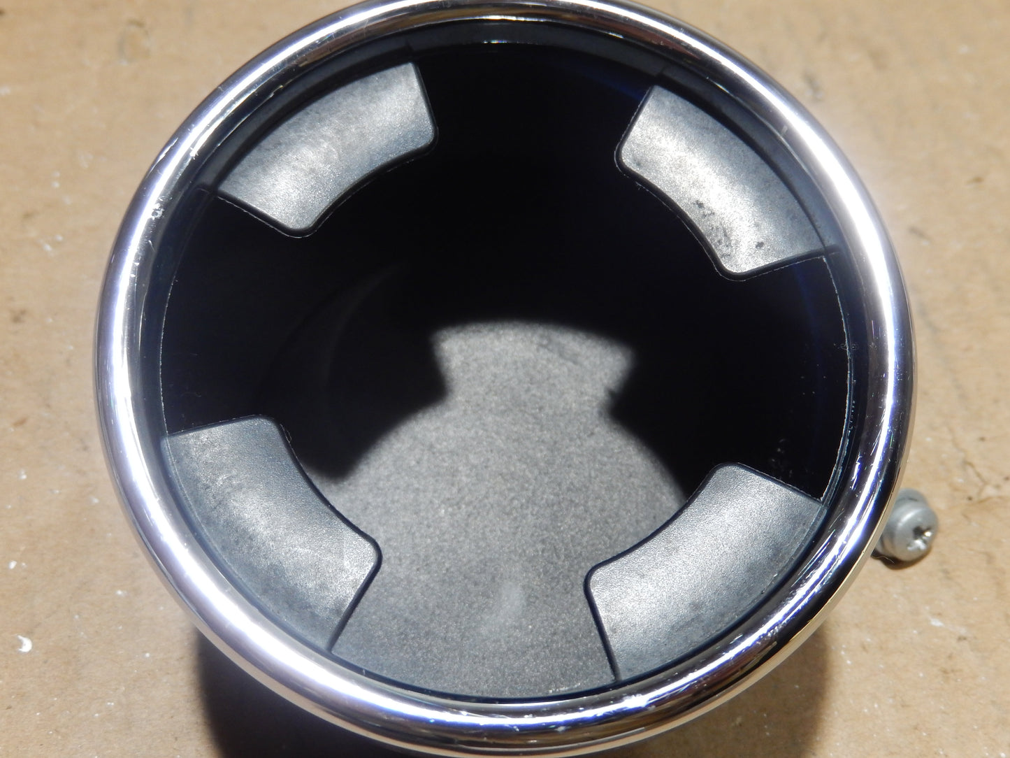 Maserati M-139 Console Cup Holder and Fastener