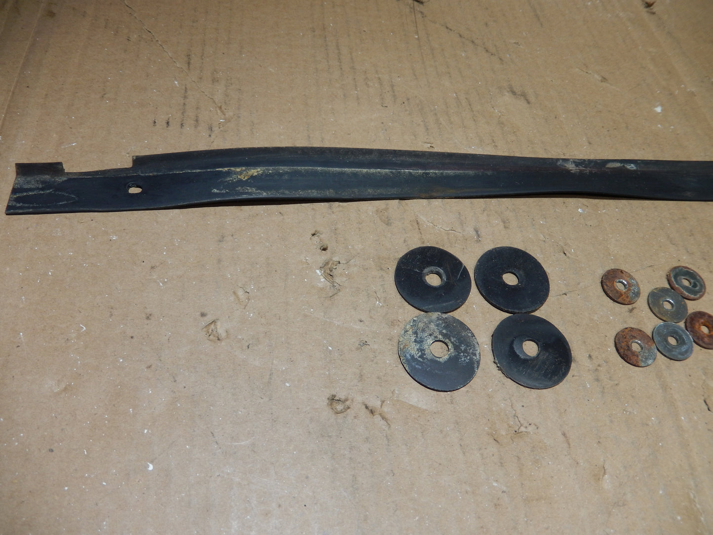 Datsun 240Z Passenger Door Glass Clamp Kit Complete