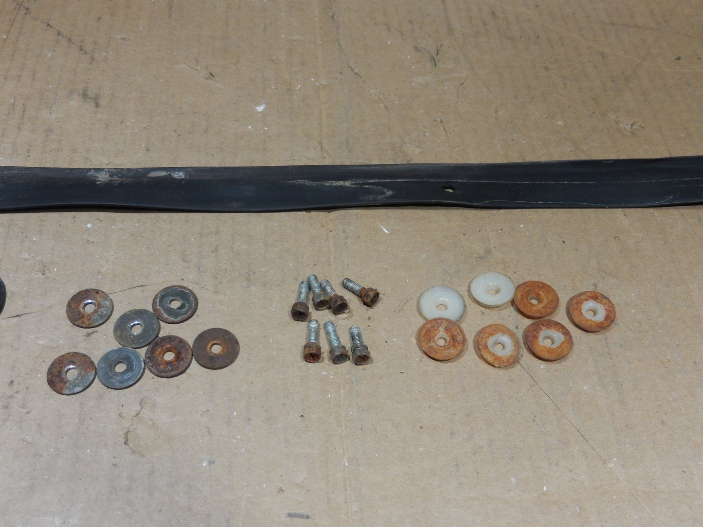 Datsun 240Z Passenger Door Glass Clamp Kit Complete