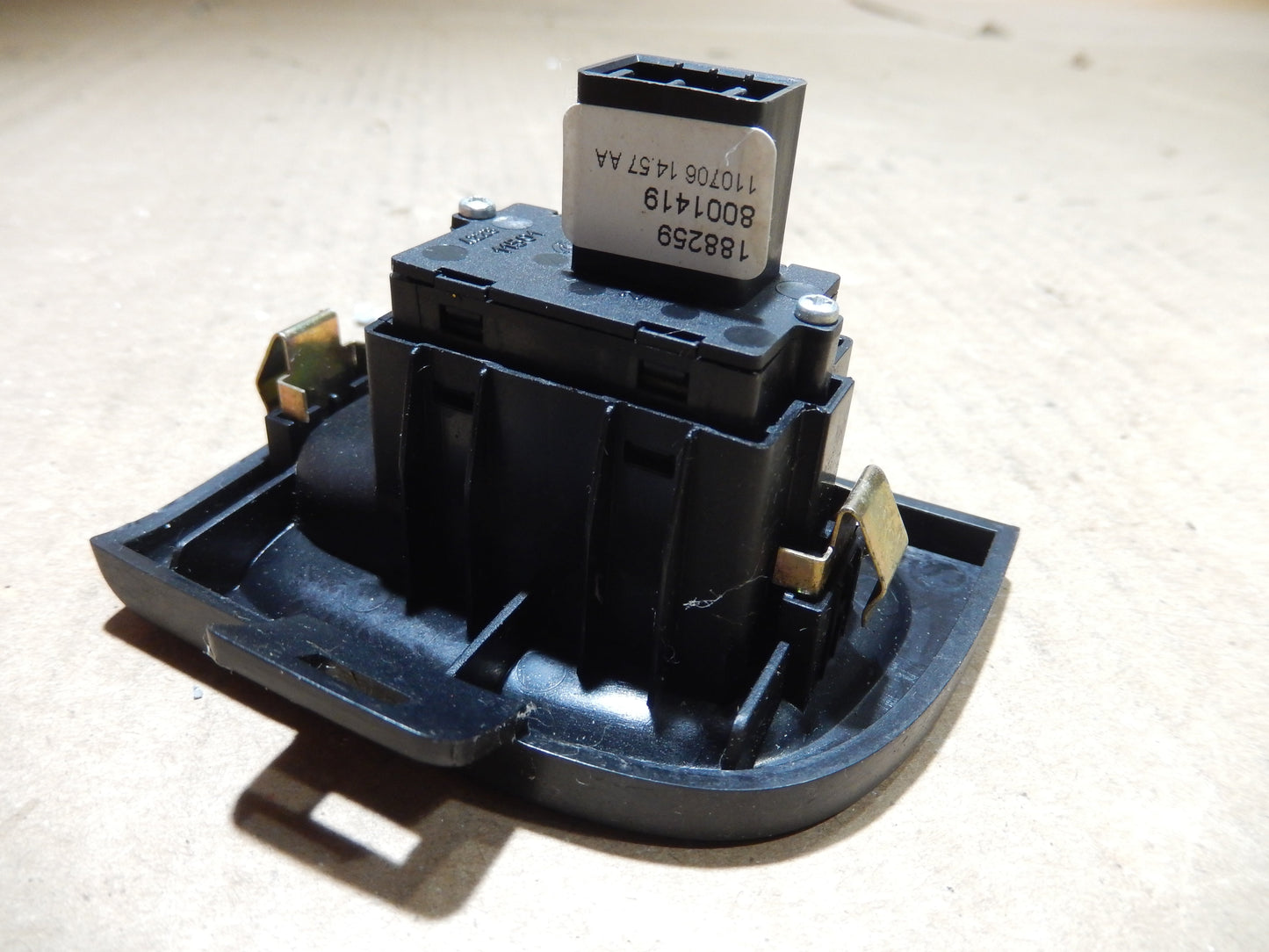 Maserati Quattroporte M-139 Drivers Side Window Switch