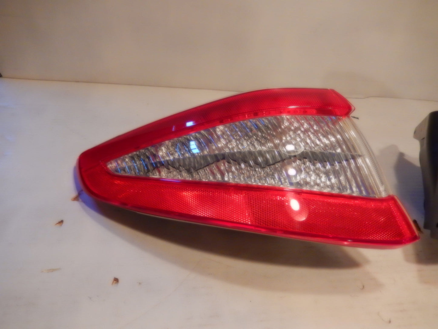 Maserati 08 - 12 Grand Turismo Pair of Taillights