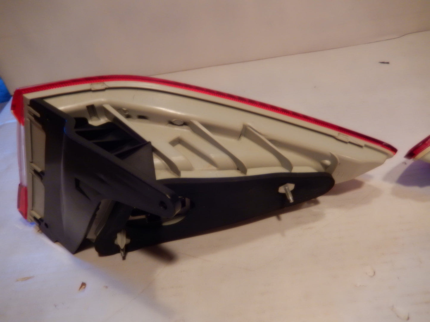 Maserati 08 - 12 Grand Turismo Pair of Taillights