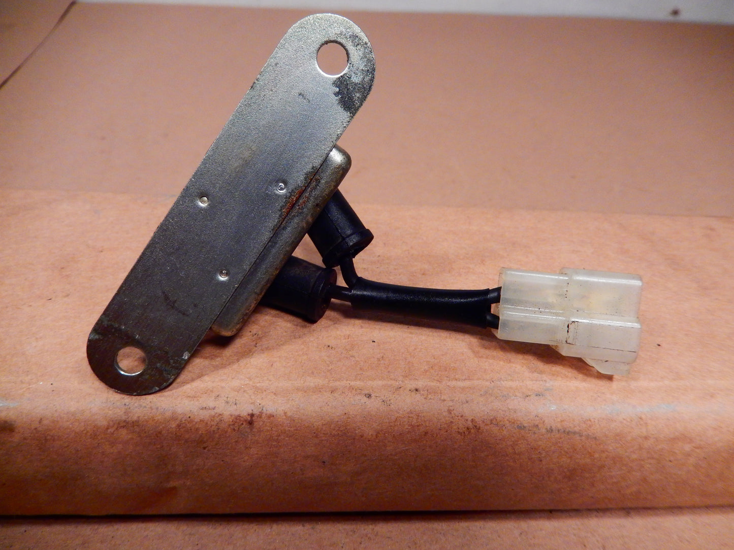 Datsun 280ZX Fan Motor Timer Resistor Box