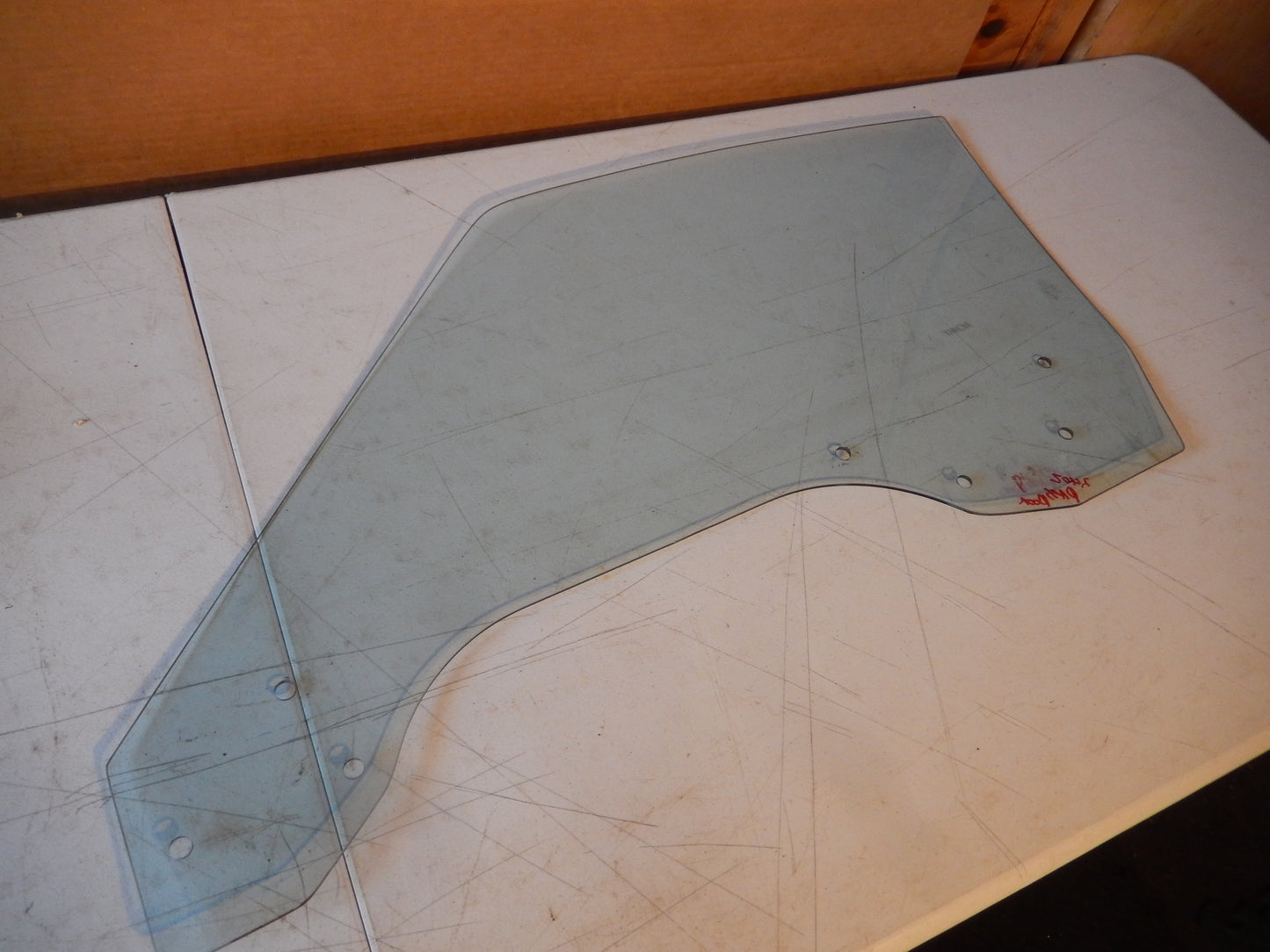 Datsun 240Z Passengers Door Window Glass       ( Etched )