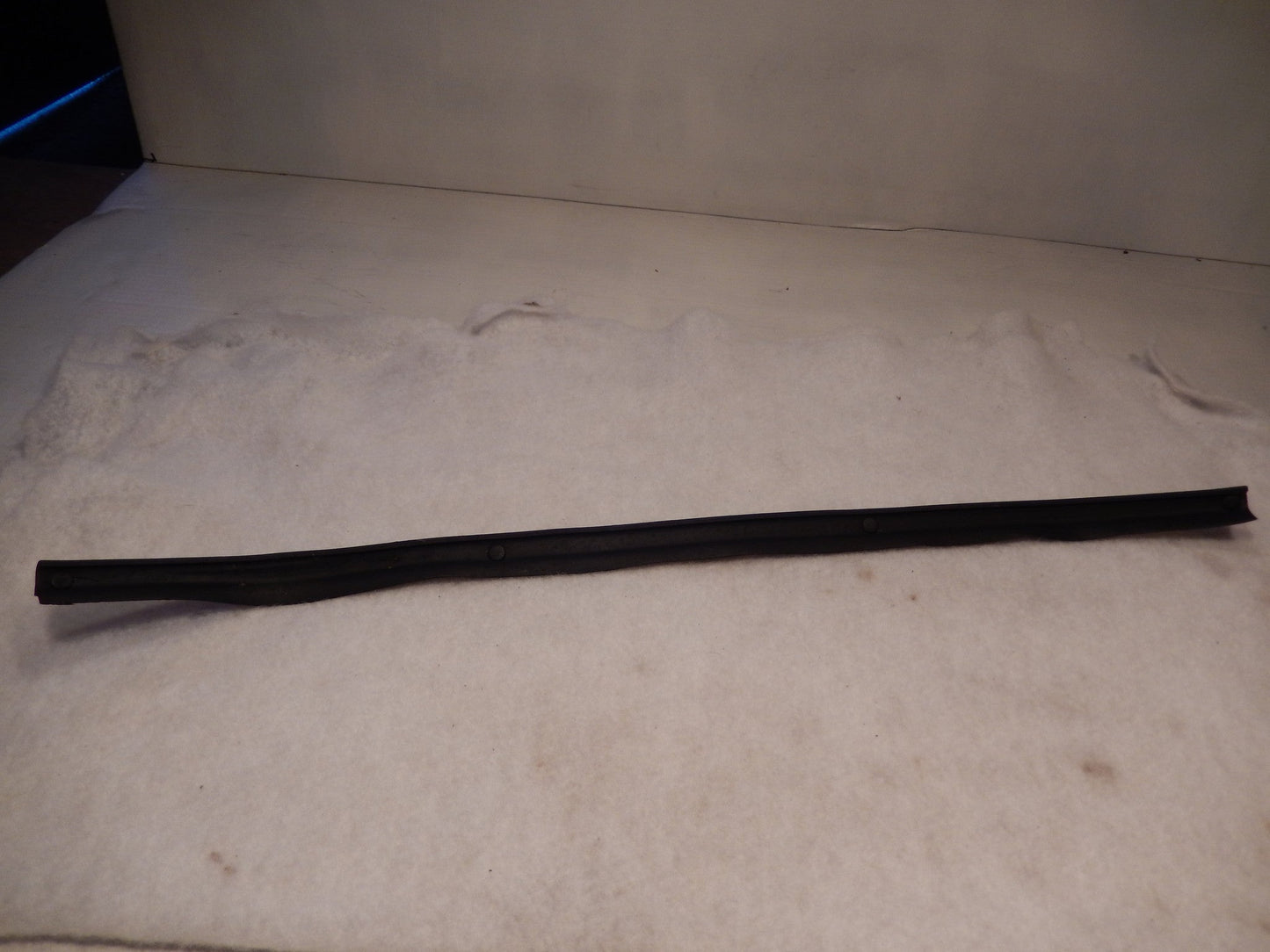 Datsun 240Z OEM Lower Door Frame Weather Seal
