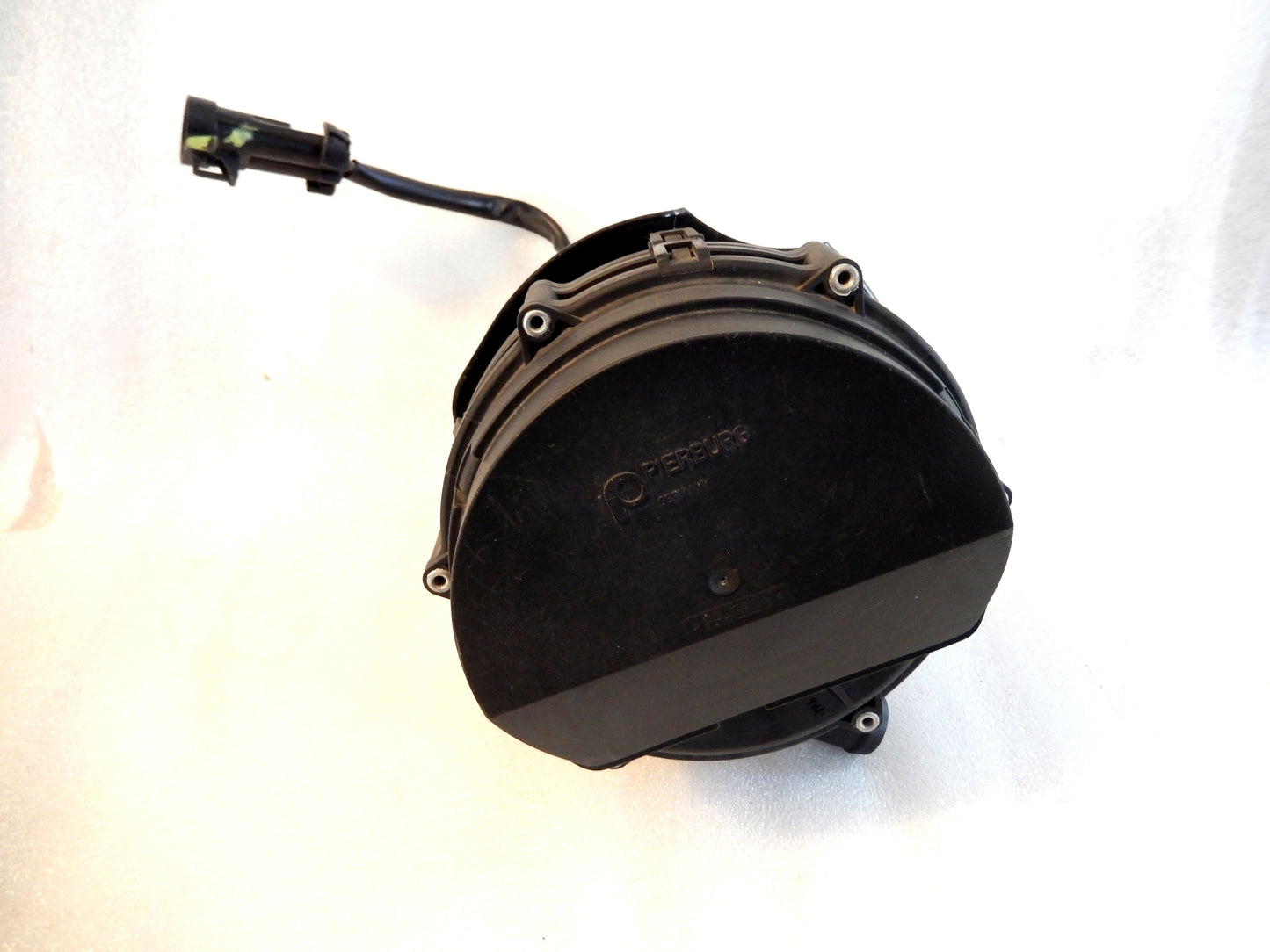 Maserati Quattroporte M139 Engine Air Pump